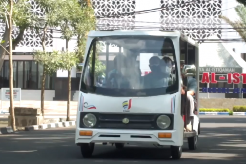 Politeknik Negeri Jember uji coba mobil bertenaga surya