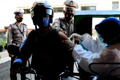 Polres Lhokseumawe gelar vaksinasi tanpa turun