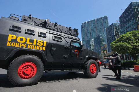 Bundaran Cito arah masuk kota Surabaya ditutup