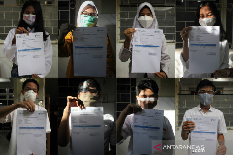 Vaksinasi COVID-19 bagi pelajar di Surabaya