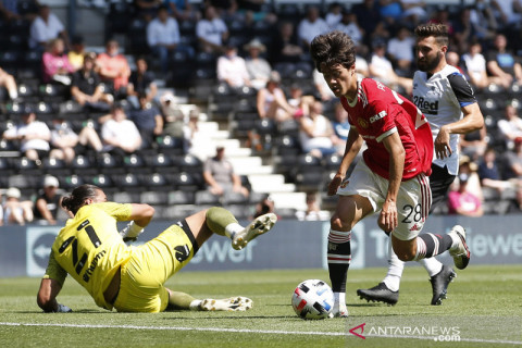 Man United menang 2-1 atas Derby di laga pramusim
