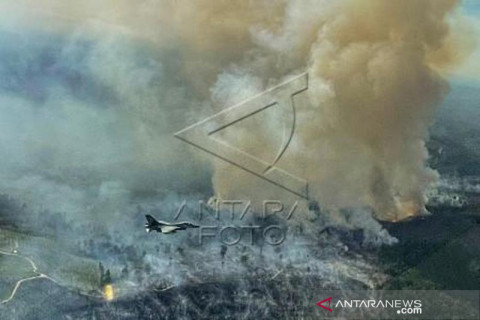 Pesawat Tempur F-16 Temukan Lokasi Karhutlah Di Riau