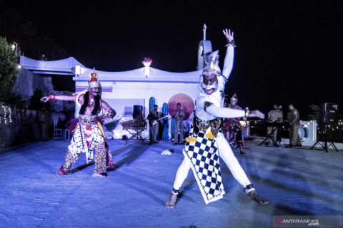 Pagelaran malam kesenian Taruna AAL