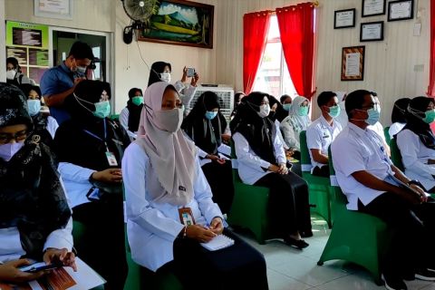 40 Nakes se Kecamatan Belinyu ikuti pelatihan PONED 