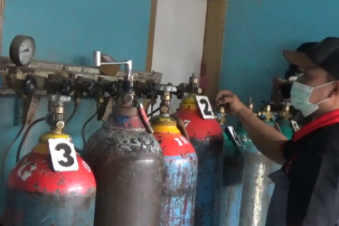 Polda Jabar akan tindak penimbun tabung oksigen