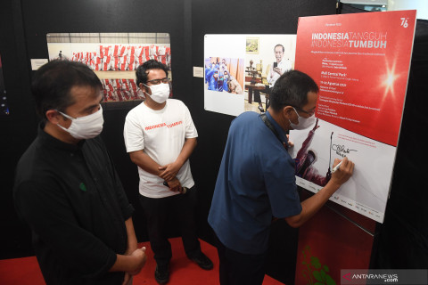 Pameran foto Indonesia Tangguh Indonesia Tumbuh