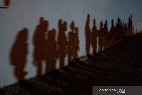 Antrean pencari suaka di perbatasan AS