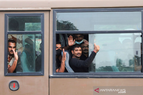 Pengungsi Afghanistan tiba di India