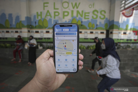 Aplikasi PeduliLindungi menjadi syarat perjalanan