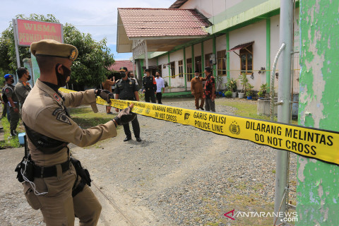 Penyegelan penginapan yang melanggar Qanun Syariat Islam