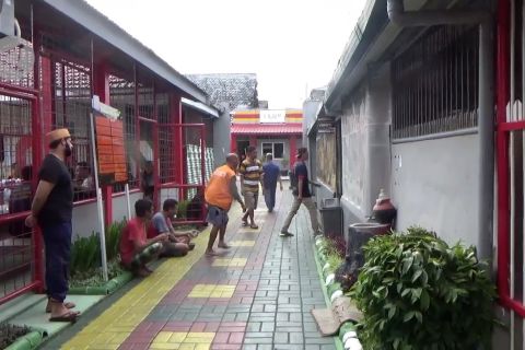 Serbuan vaksin bagi penghuni Lapas kelas 2A Jember