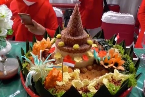 Meriahkan HUT RI melalui lomba tumpeng bernuansa kemerdekaan