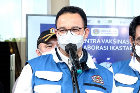 Gubernur Anies kunjungi sentra vaksinasi di Jakarta Utara