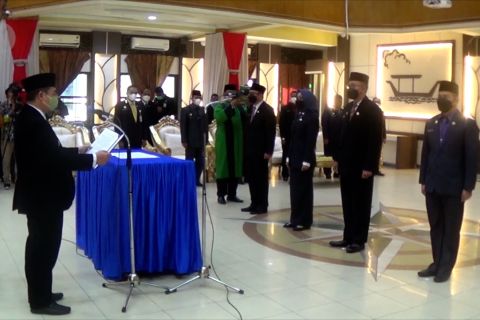Percepat pembangunan, Wali Kota Banjarmasin lantik pimpinan SKPD  