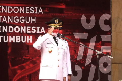 Gubernur Anies pimpin upacara HUT RI di Balai Kota