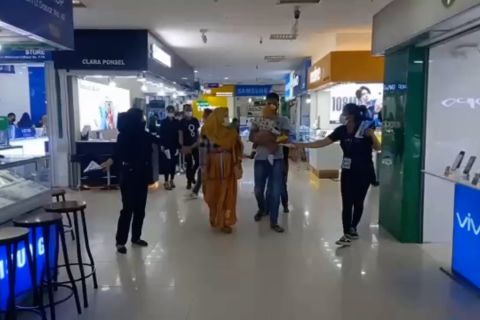 Pusat perbelanjaan modern di Medan mulai beroperasi