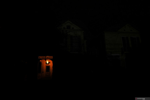 Usai Badai Ida menerjang, Kota New Orleans Amerika Serikat gelap gulita