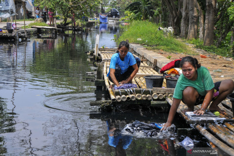 Kali Cilemahabang diduga tercemar limbah industri