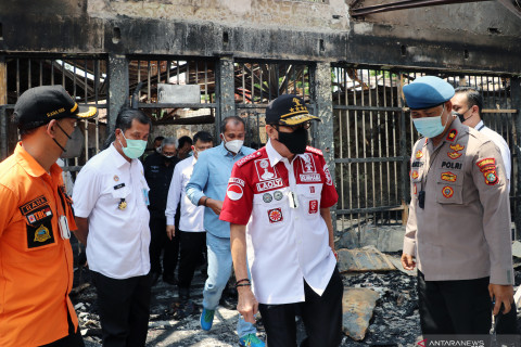 Menkumham tinjau Lapas Tangerang yang terbakar