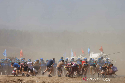 Latihan pasukan perdamaian PBB di China