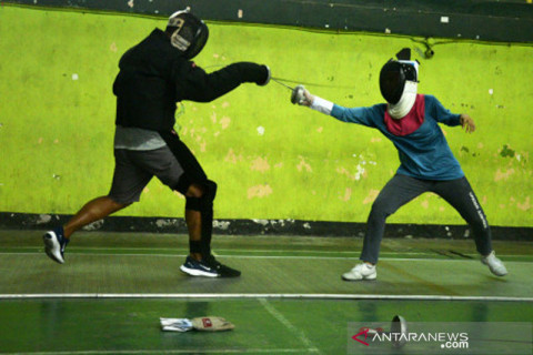 Latihan cabor anggar Sulsel