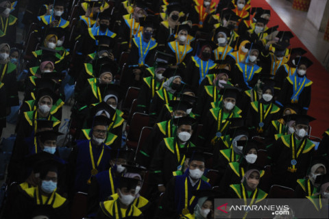 Wisuda tatap Muka di Palembang