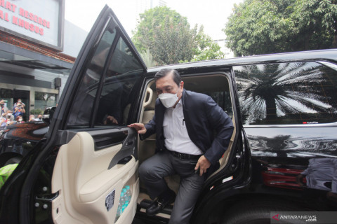 Luhut Pandjaitan klarifikasi laporan ke Polda Metro