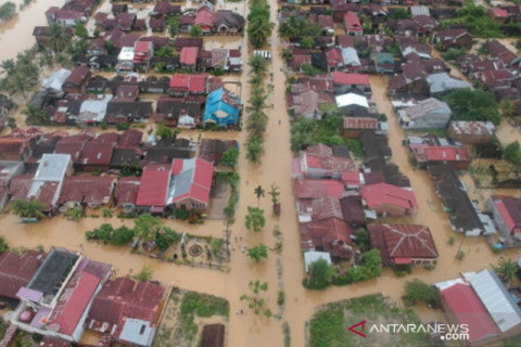 Banjir Rendam Permukiman Di Padangpariaman