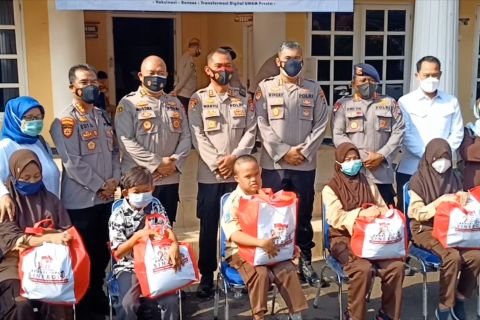 Alumni Akabri 96 fasilitasi vaksinasi siswa disabilitas di Kota Serang