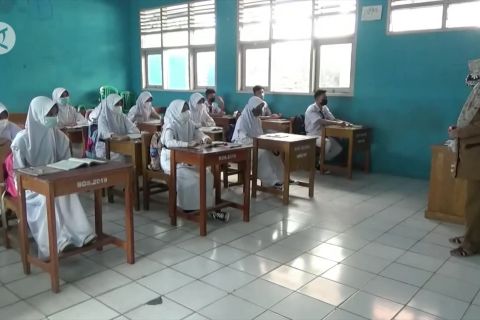 Pendidikan di tengah pandemi, ini yang dilakukan di beberapa daerah