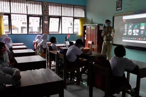 Ganjar minta pemda perketat PTM di jenjang PAUD, TK dan SD