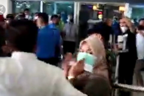 KPK terbangkan Bupati Kolaka Timur ke Jakarta