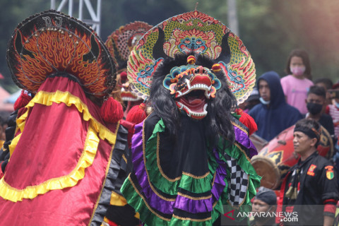 Kesenian tradisional diizinkan pentas kembali