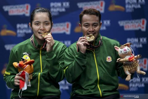 PON Papua: Bulutangkis ganda campuran Jawa Timur raih medali emas