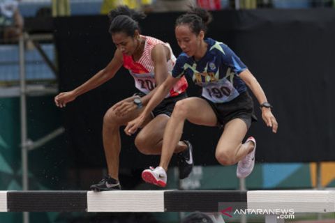 PON XX Papua - Dian Ekayanti juara lari 3.000 meter halang rintang