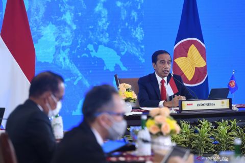 Presiden Joko Widodo hadiri KTT ASEAN secara  virtual