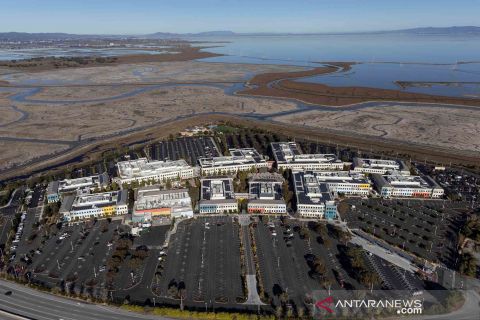 Foto udara kantor pusat Facebook di California