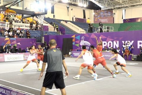 Basket putri 3x3 Papua libas Sumbar di penyisihan