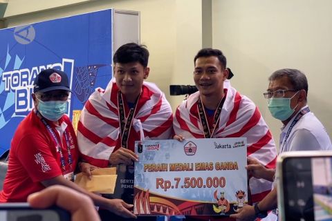 DKI kembali koleksi emas kedua loncat indah 