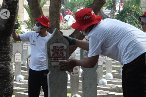 Kemensos adakan kerja bakti bersihkan TMPNU Kalibata