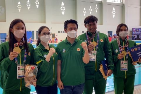 Jawa Timur kawinkan emas 50 meter surface