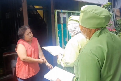 Vaksinasi "door to door" Solo sisir warga enggan vaksin