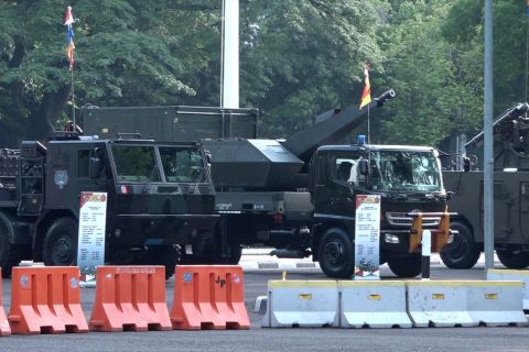 HUT ke-76, TNI pamerkan ratusan alutsista