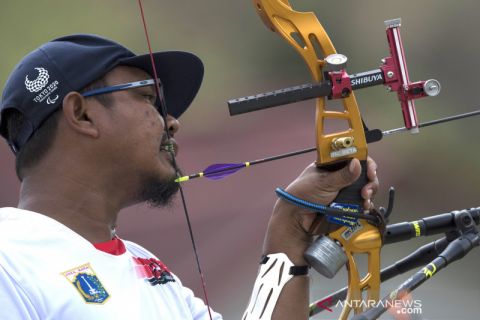 Peparnas Papua : Kualifikasi panahan recurve putra