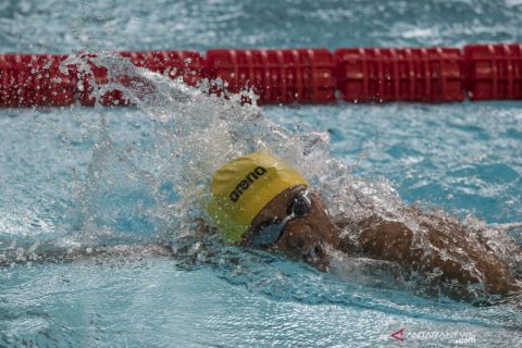 Jendi Pangabean Raih Medali Emas Reang 400 Meter Gaya Bebas Putra S9