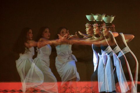 Sendratari Warna Danau Toba