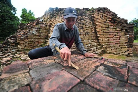 Perawatan struktur situs Candi Gedong Muarojambi