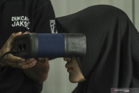 Jemput bola perekaman e-KTP bagi pelajar