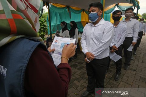 Ratusan peserta ikut seleksi kompetensi CPNS di Serang