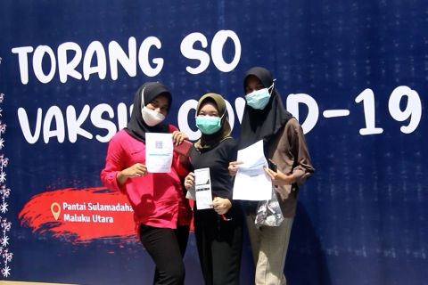 Pemkot Ternate gelar vaksinasi COVID-19 di lokasi objek wisata